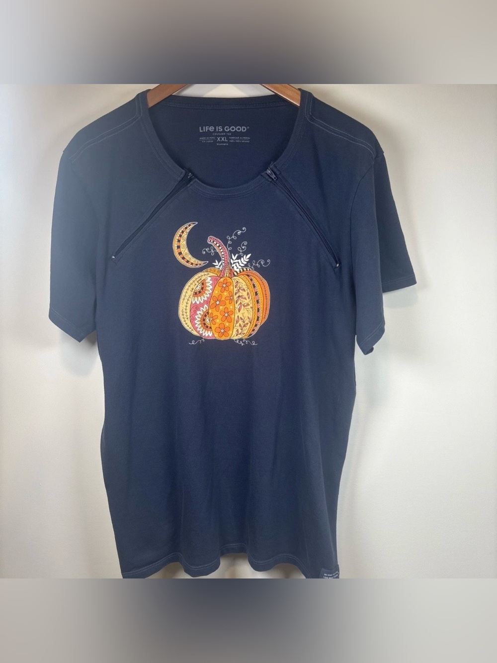 Life Is Good XXL Adaptive Crusher Womens Halloween Fall Pumpkin Cotton Tee Shirt